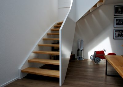 Illzach : Escalier design entre limon bois sur mesures