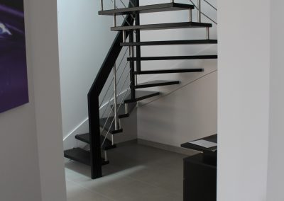 Brumath : Escalier suspendu sans limon sur mesure