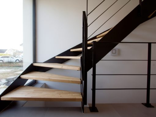 Double escalier industriel sur mesure à Ribeauvillé.