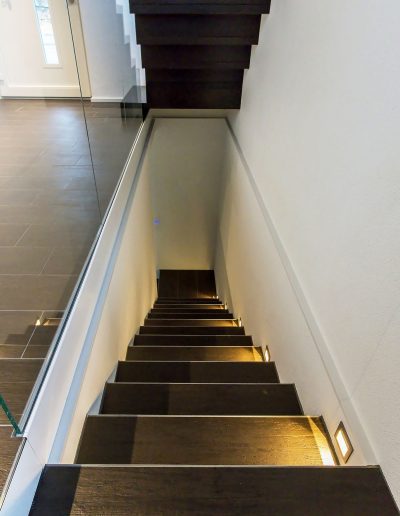Escalier moderne et design sur mesure fabriqué par K-ESCALIERS