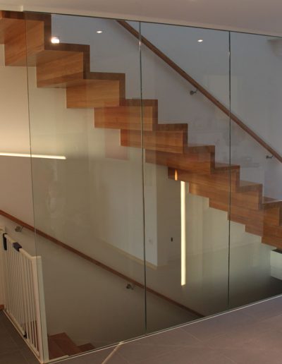 Escalier moderne et design sur mesure fabriqué par K-ESCALIERS