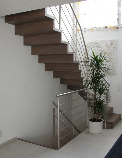 Escalier moderne et design sur mesure fabriqué par K-ESCALIERS