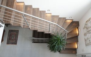 Escalier moderne et design sur mesure fabriqué par K-ESCALIERS