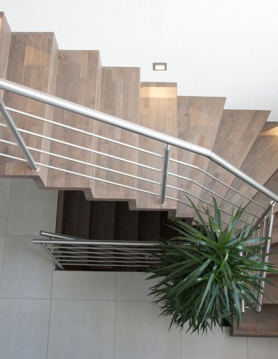 Escalier moderne et design sur mesure fabriqué par K-ESCALIERS