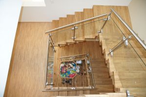 Escalier moderne et design sur mesure fabriqué par K-ESCALIERS