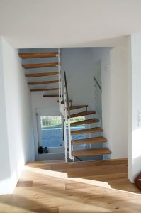 Escalier moderne et design sur mesure fabriqué par K-ESCALIERS