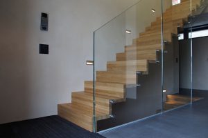 Escalier moderne et design sur mesure fabriqué par K-ESCALIERS