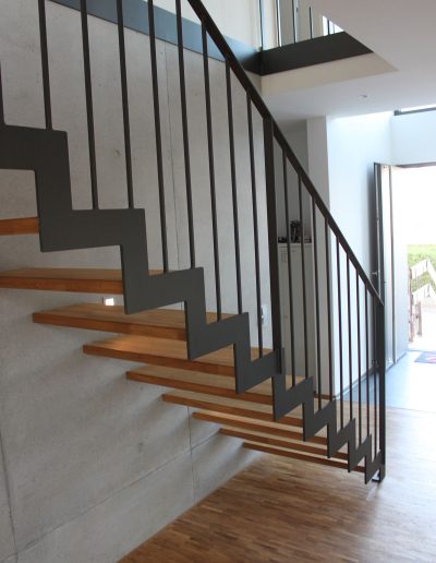 Escalier moderne et design sur mesure fabriqué par K-ESCALIERS