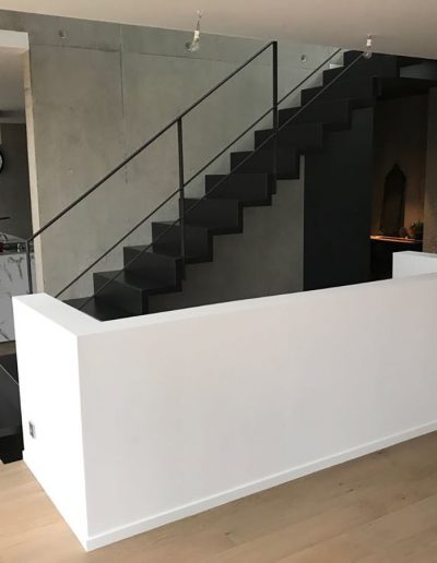 Escalier moderne et design sur mesure fabriqué par K-ESCALIERS