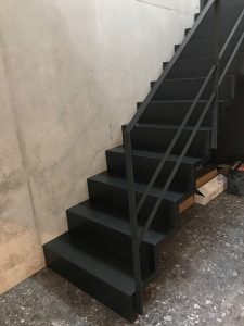 Escalier moderne et design sur mesure fabriqué par K-ESCALIERS