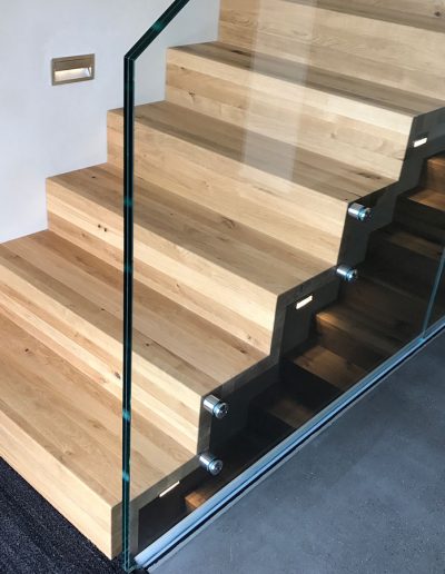 Escalier moderne et design sur mesure fabriqué par K-ESCALIERS