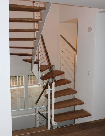 Escalier moderne et design sur mesure fabriqué par K-ESCALIERS