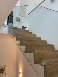 Escalier moderne et design sur mesure fabriqué par K-ESCALIERS