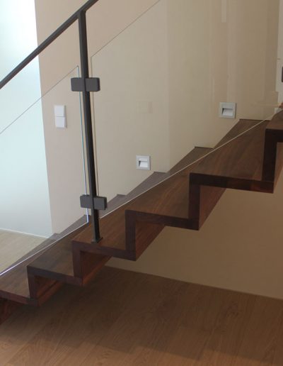 Escalier moderne et design sur mesure fabriqué par K-ESCALIERS