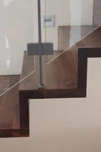 Escalier moderne et design sur mesure fabriqué par K-ESCALIERS