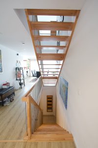 Escalier moderne et design sur mesure fabriqué par K-ESCALIERS