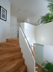 Escalier moderne et design sur mesure fabriqué par K-ESCALIERS