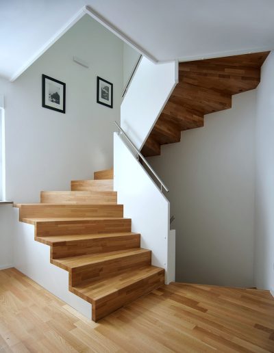 Escalier moderne et design sur mesure fabriqué par K-ESCALIERS