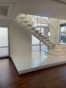 Escalier moderne et design sur mesure fabriqué par K-ESCALIERS
