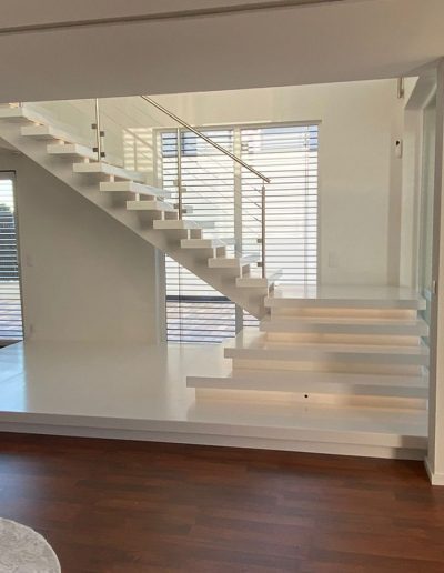 Escalier moderne et design sur mesure fabriqué par K-ESCALIERS