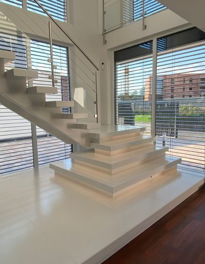 Escalier moderne et design sur mesure fabriqué par K-ESCALIERS